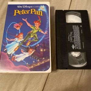 Peter Pan VHS Tape, 1990 - Walt Disney kids movie
